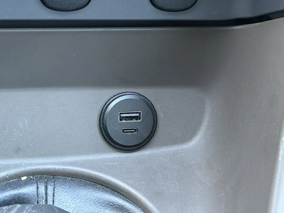 2002 Ford SN95 Mustang - Image 24 of 31
