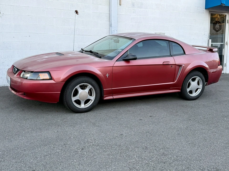 2002 Ford SN95 Mustang - Image 4 of 31