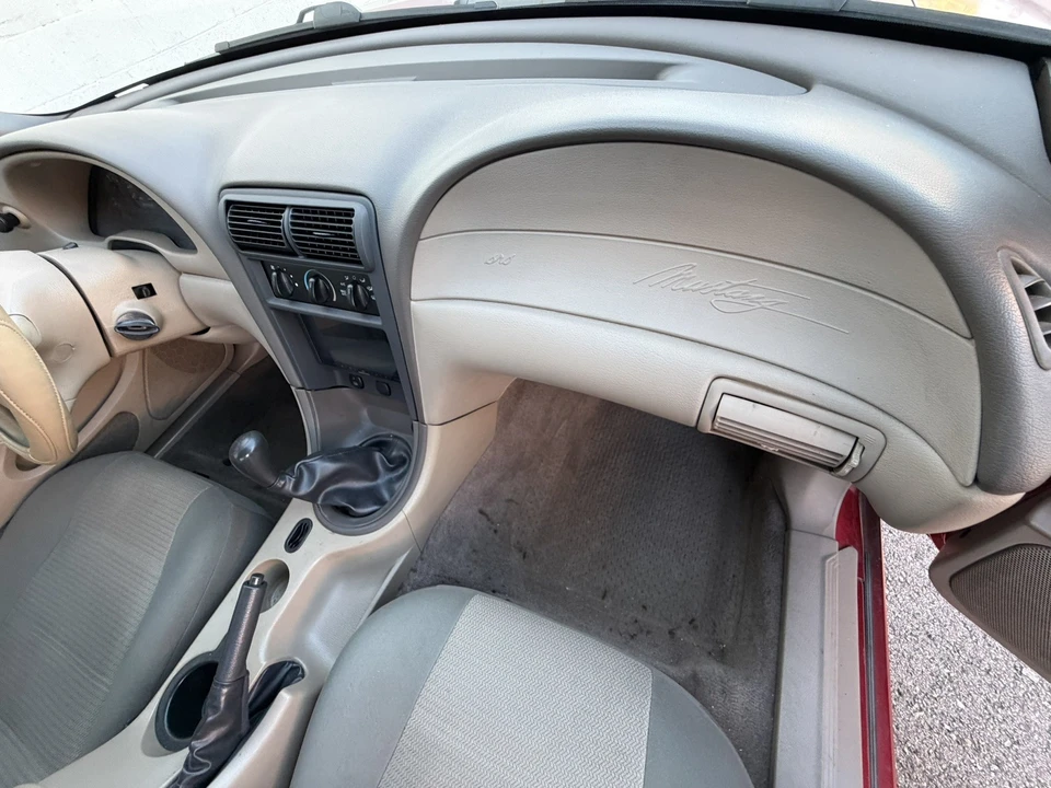 2002 Ford SN95 Mustang - Image 22 of 31