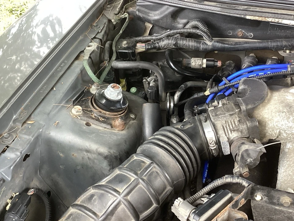2002 Ford SN95 Mustang - Image 11 of 23