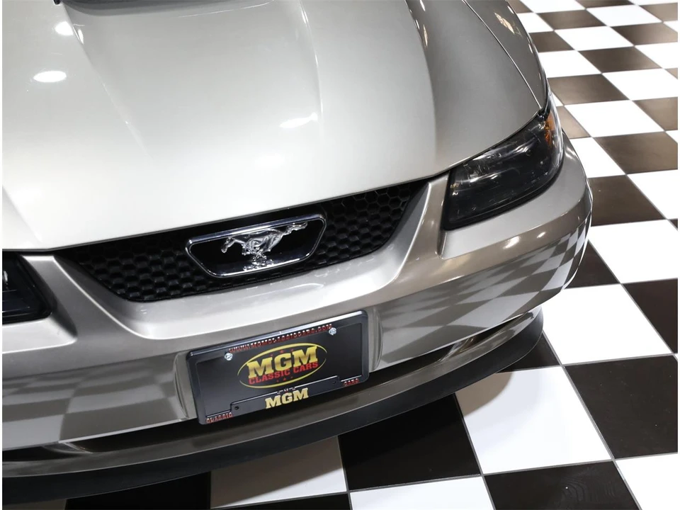 2002 Ford SN95 Mustang - Image 10 of 31