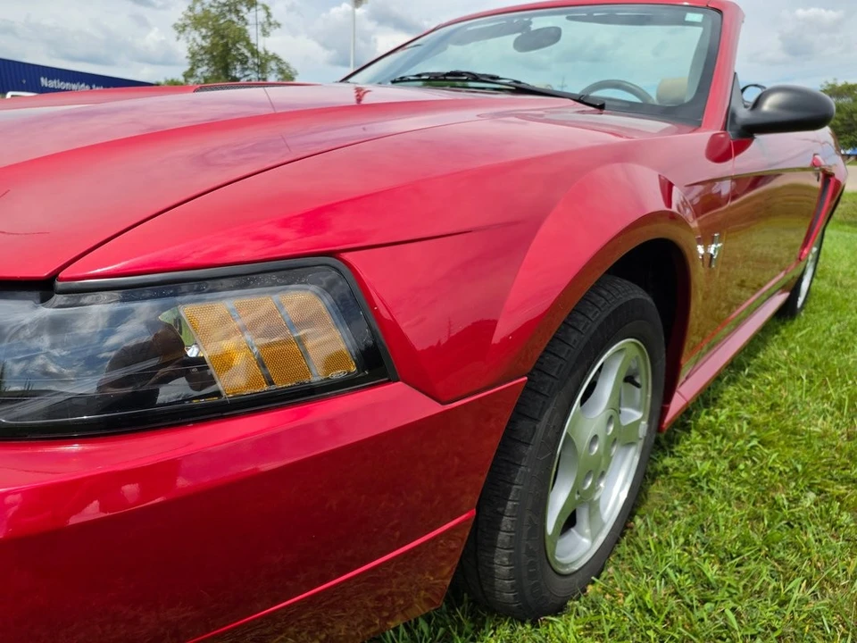 2002 Ford SN95 Mustang - Image 10 of 31