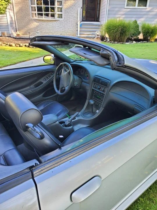 2002 Ford SN95 Mustang - Image 3 of 9