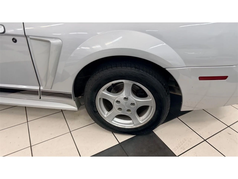 2002 Ford SN95 Mustang - Image 7 of 31
