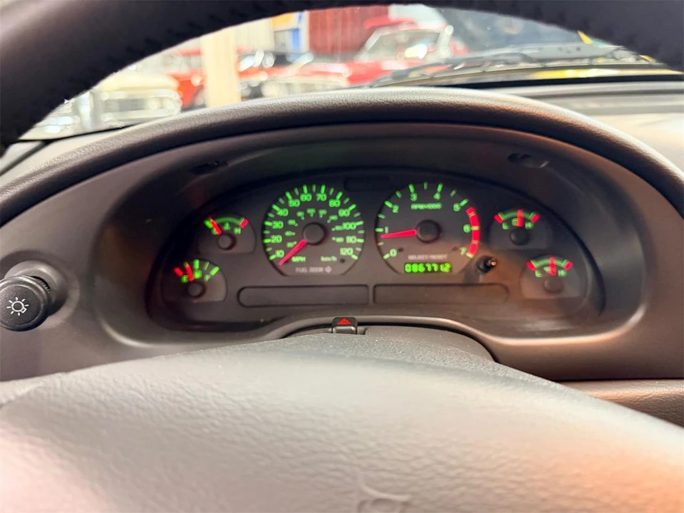 2002 Ford SN95 Mustang - Image 9 of 31