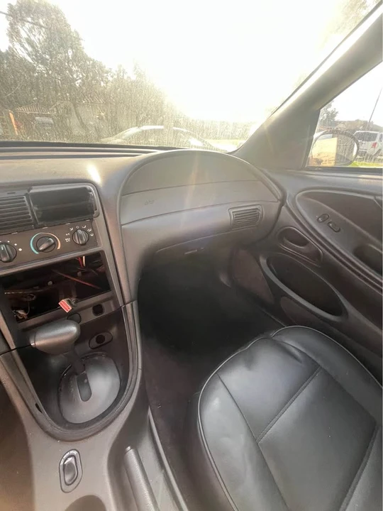 2002 Ford SN95 Mustang - Image 11 of 16