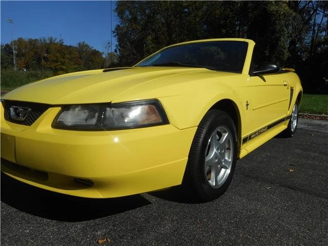 2002 Ford SN95 Mustang - Image 10 of 12
