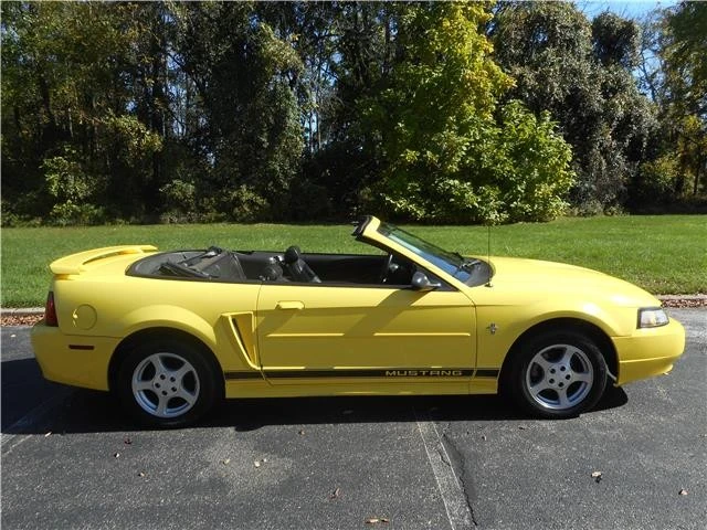 2002 Ford SN95 Mustang - Image 2 of 12