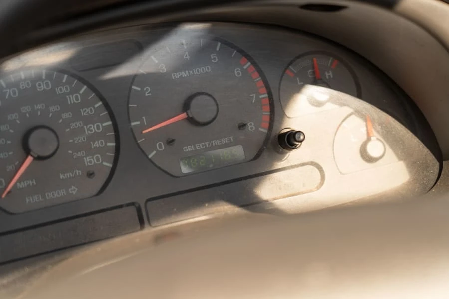 2002 Ford SN95 Mustang - Image 11 of 15