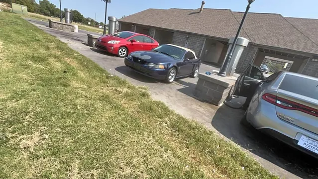 2002 Ford Mustang Convertible 2D
