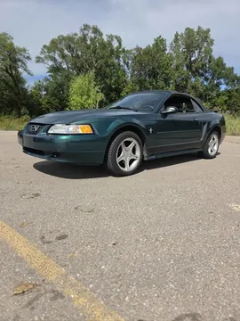 2002 Ford Mustang Convertible 2D