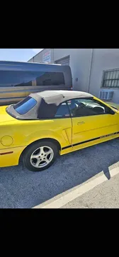 2002 Ford Mustang Convertible 2D