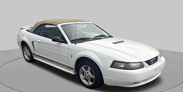 2002 Ford Mustang Convertible 2D