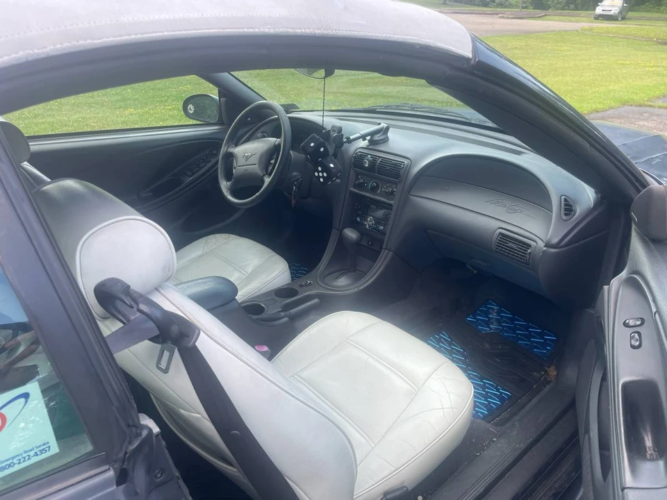2002 Ford SN95 Mustang - Image 11 of 12