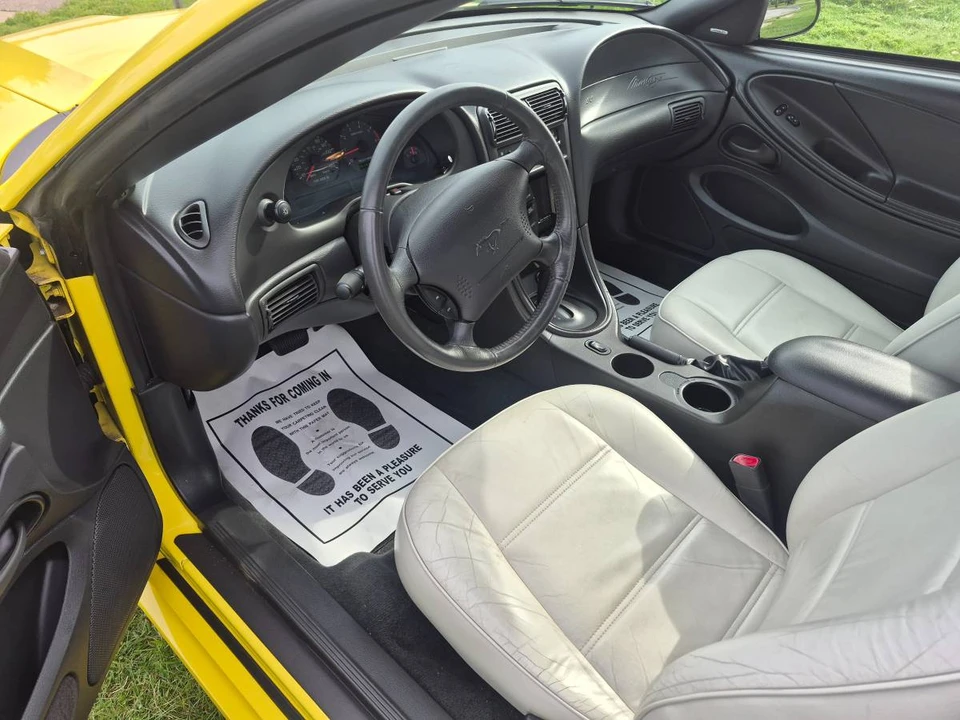 2002 Ford SN95 Mustang - Image 15 of 22
