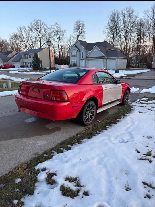 2002 Ford SN95 Mustang - Image 2 of 3