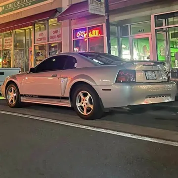 2002 Ford Mustang Coupe