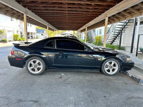 2002 Ford Mustang Coupe 2D