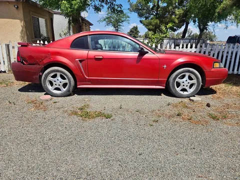 2002 Ford Mustang Coupe 2D