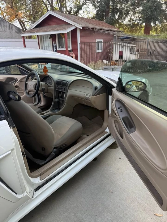 2002 Ford SN95 Mustang - Image 16 of 20