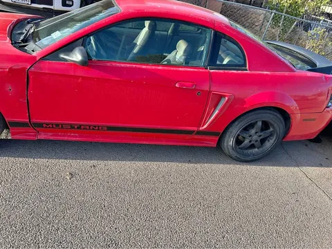 2002 Ford Mustang Coupe 2D