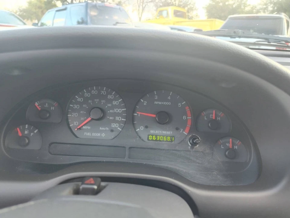 2002 Ford SN95 Mustang - Image 11 of 18