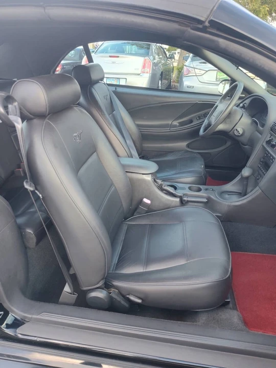 2002 Ford SN95 Mustang - Image 13 of 18