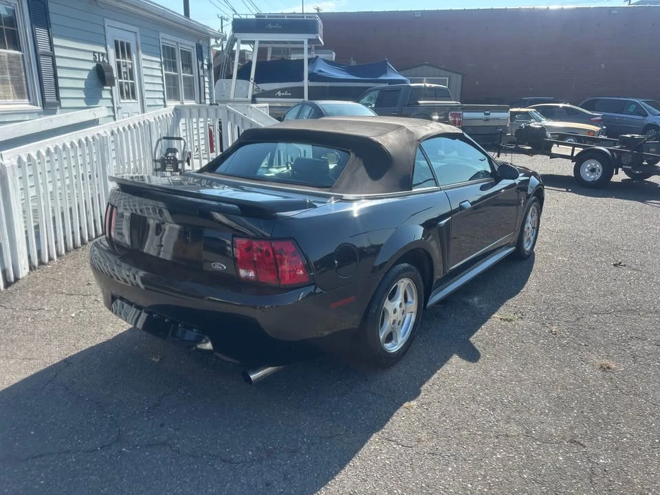 2002 Ford SN95 Mustang - Image 13 of 16