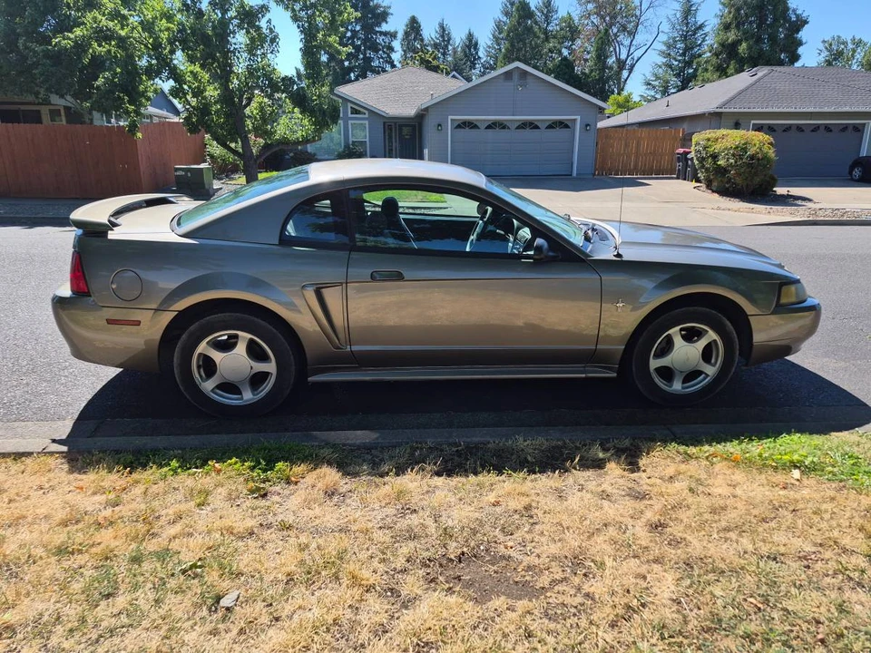 2002 Ford SN95 Mustang - Image 3 of 12