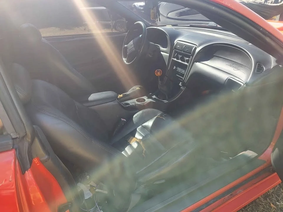 2002 Ford SN95 Mustang - Image 6 of 7