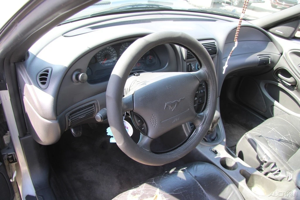 2002 Ford SN95 Mustang - Image 16 of 21