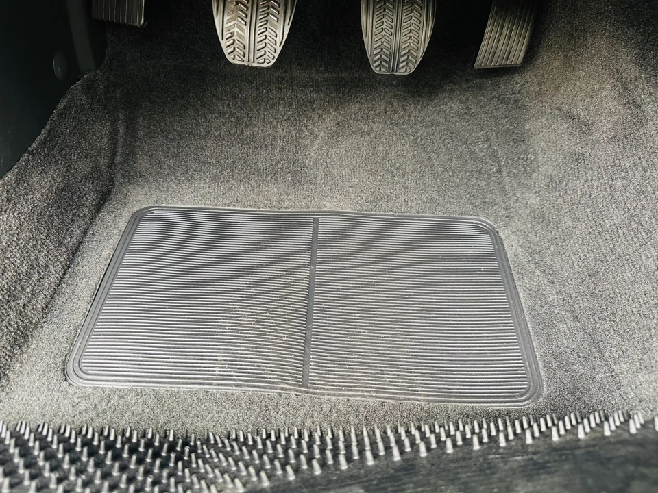 2002 Ford SN95 Mustang - Image 26 of 31