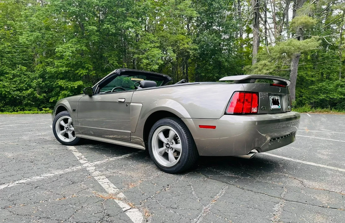 2002 Ford SN95 Mustang - Image 9 of 31
