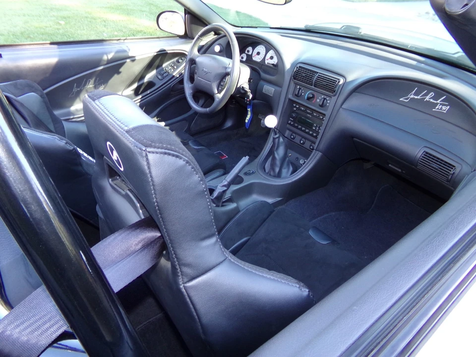 2002 Ford SN95 Mustang - Image 17 of 21