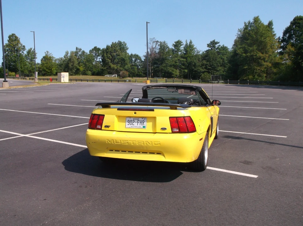 2002 Ford SN95 Mustang - Image 6 of 24