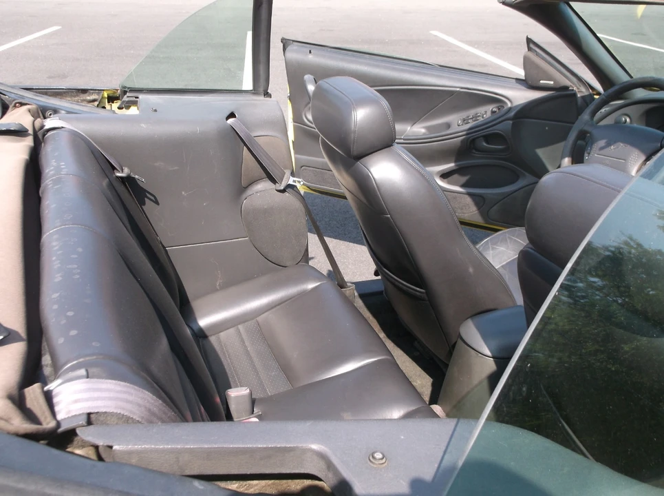 2002 Ford SN95 Mustang - Image 17 of 24