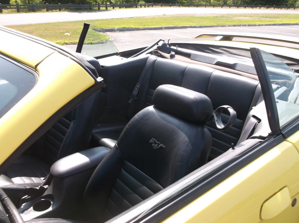2002 Ford SN95 Mustang - Image 20 of 24