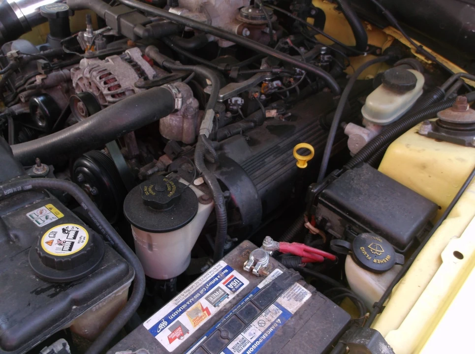 2002 Ford SN95 Mustang - Image 13 of 24
