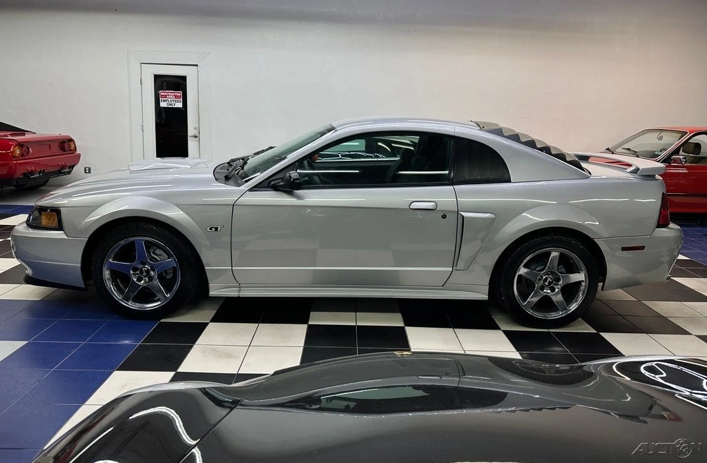 2002 Ford SN95 Mustang - Image 15 of 21