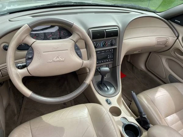 2002 Ford SN95 Mustang - Image 10 of 15