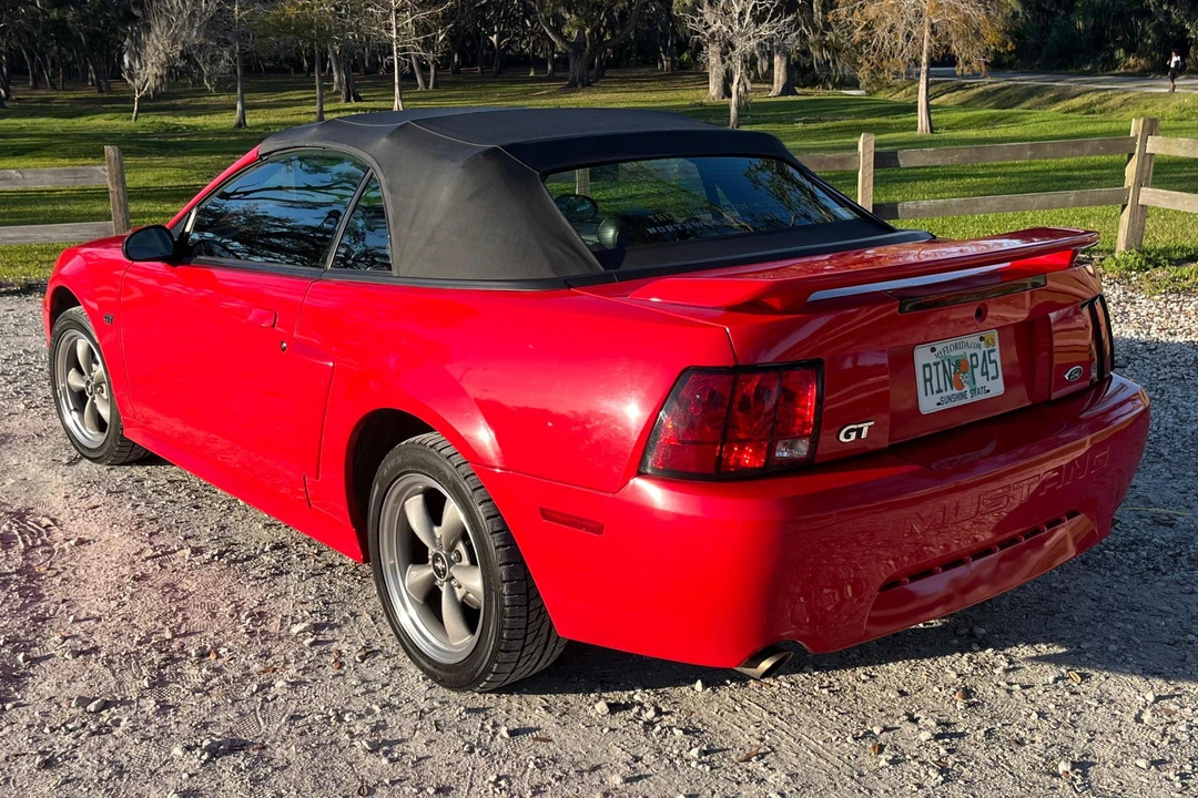2002 Ford SN95 Mustang - Image 4 of 31