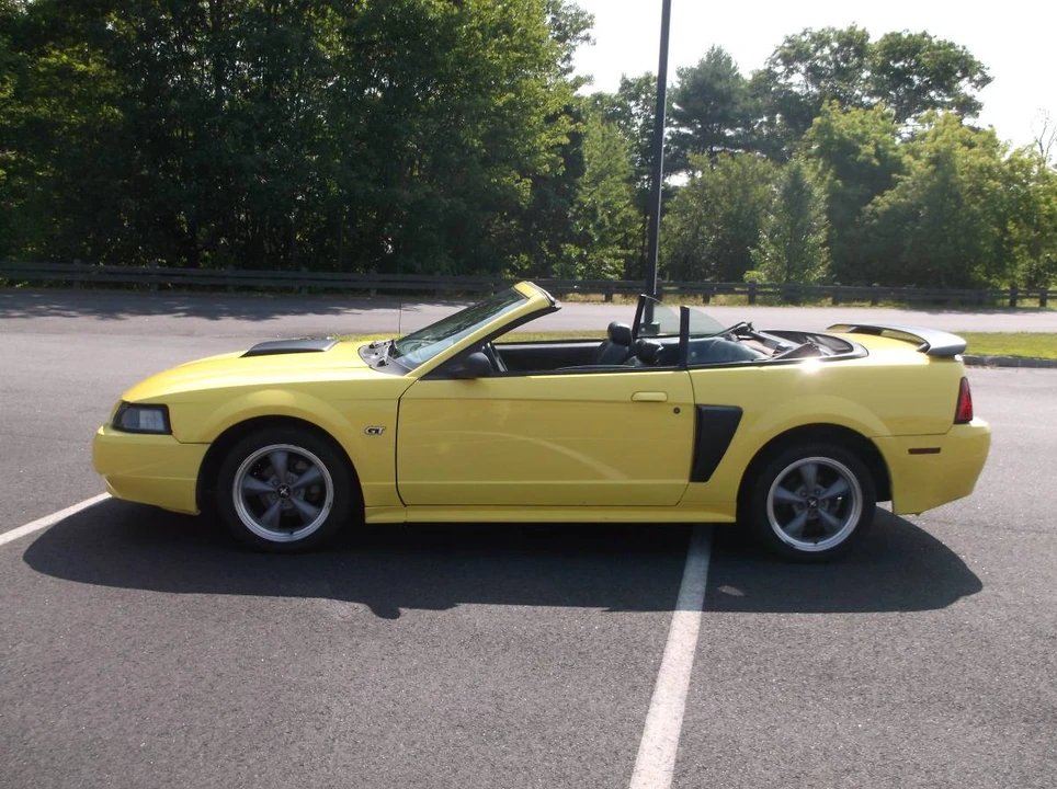 2002 Ford SN95 Mustang - Image 7 of 21