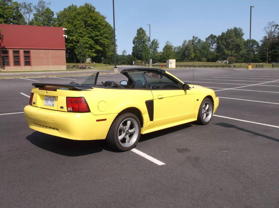 2002 Ford SN95 Mustang - Image 4 of 21