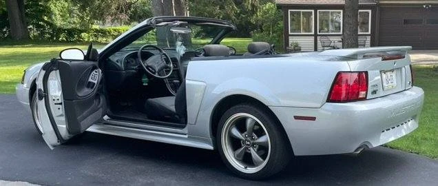 2002 Ford SN95 Mustang - Image 5 of 14