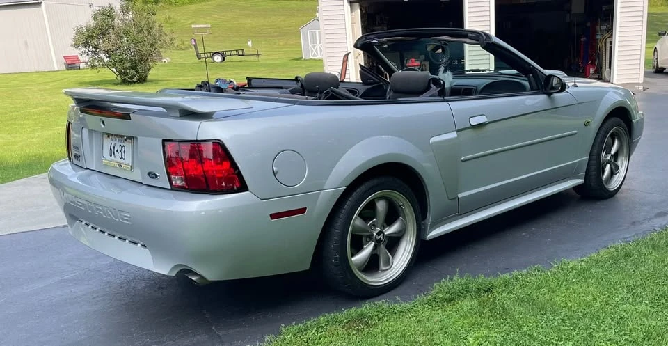 2002 Ford SN95 Mustang - Image 10 of 14