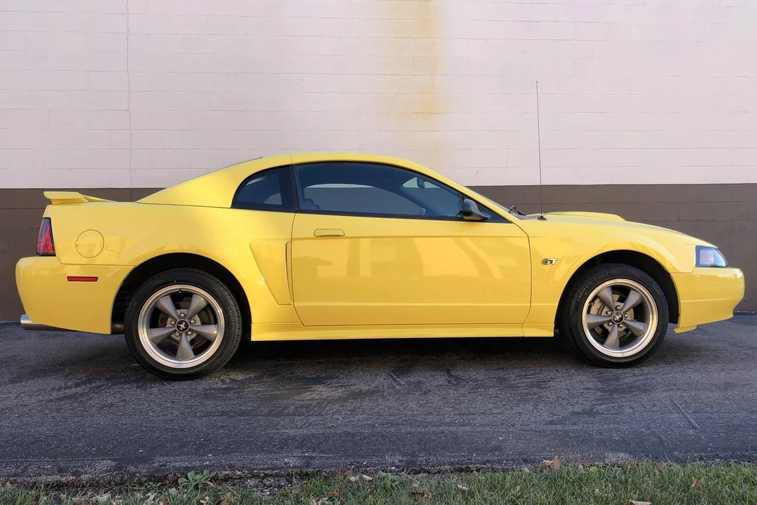 2002 Ford SN95 Mustang - Image 20 of 31