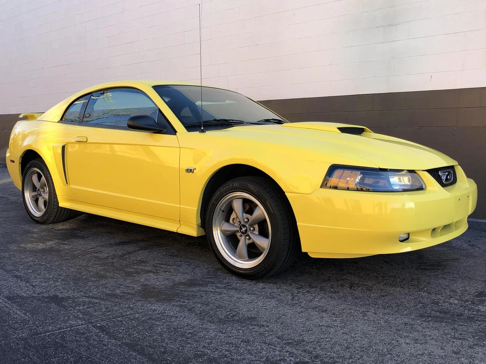 2002 Ford SN95 Mustang - Image 3 of 31