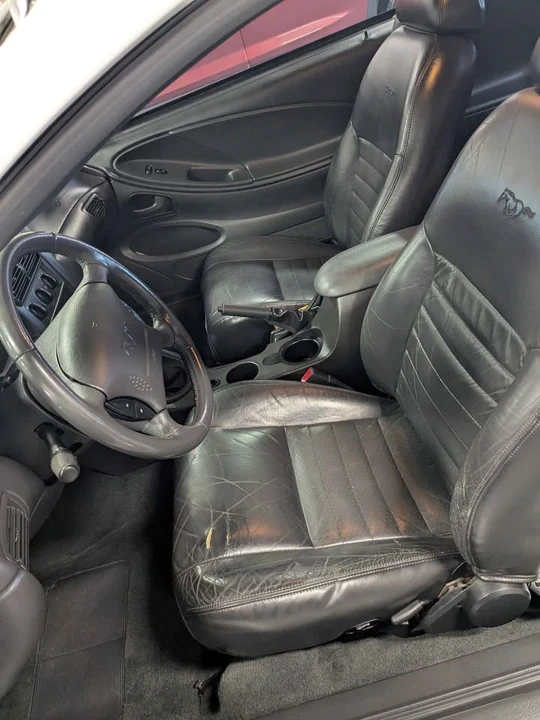 2002 Ford SN95 Mustang - Image 14 of 17