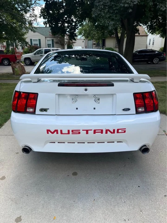 2002 Ford SN95 Mustang - Image 4 of 9