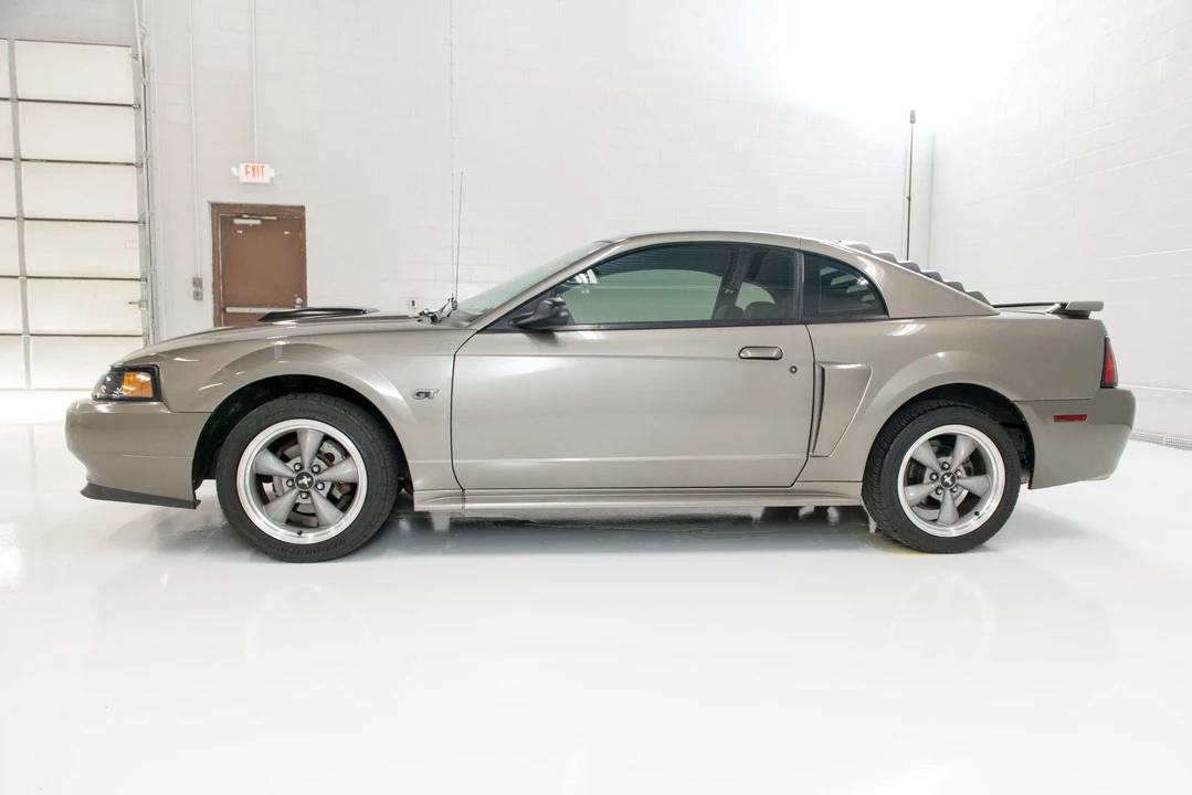 2002 Ford SN95 Mustang - Image 12 of 31